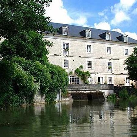 Le Moulin De Poilly Bed & Breakfast Exterior photo
